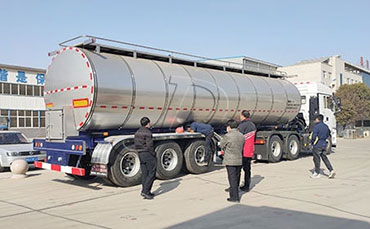 郭先生的鮮奶運輸 “新” 選擇：新東機械鮮奶運輸車成可靠搭檔