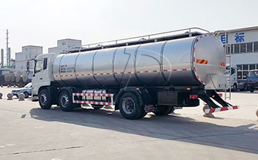 新鄉(xiāng)市新東機(jī)械推出食用油運(yùn)輸車新標(biāo)準(zhǔn)